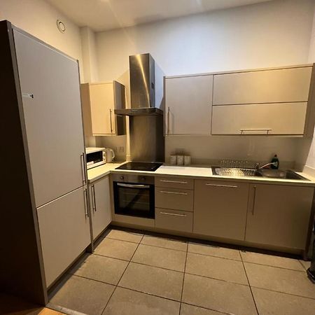 Bigkings Cosy 2 Bedroom Apartment With Free Parking In Central Manchester Exterior photo